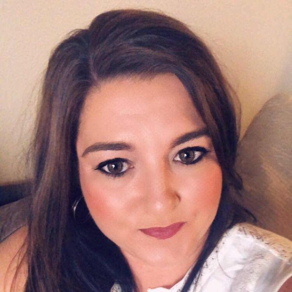 Meet your Posher, Stacy